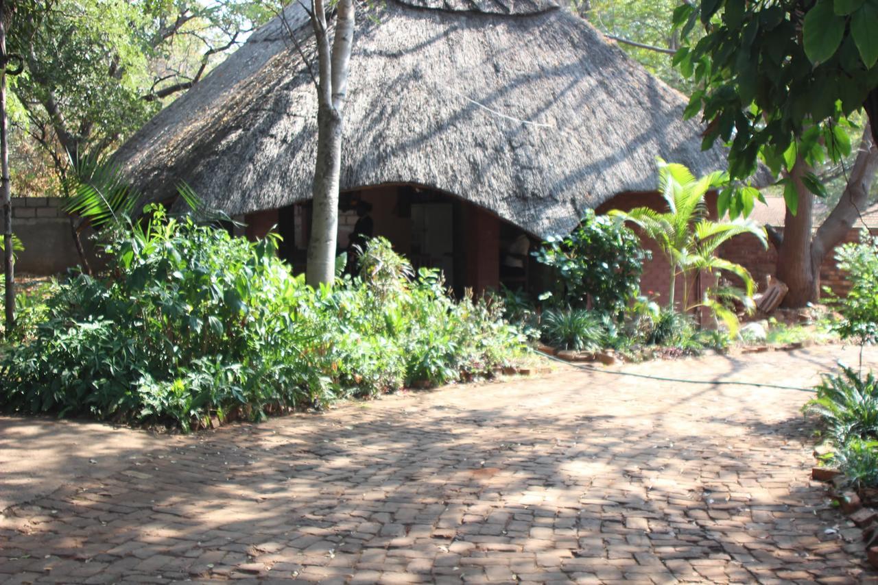 Mosi-Ua-Tunya Lodge Водопад Виктория Экстерьер фото
