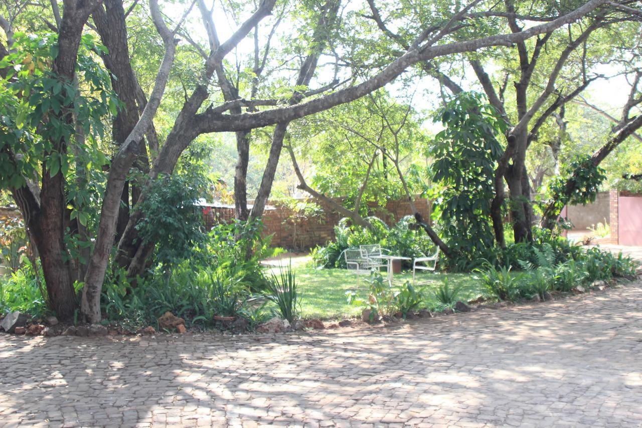 Mosi-Ua-Tunya Lodge Водопад Виктория Экстерьер фото